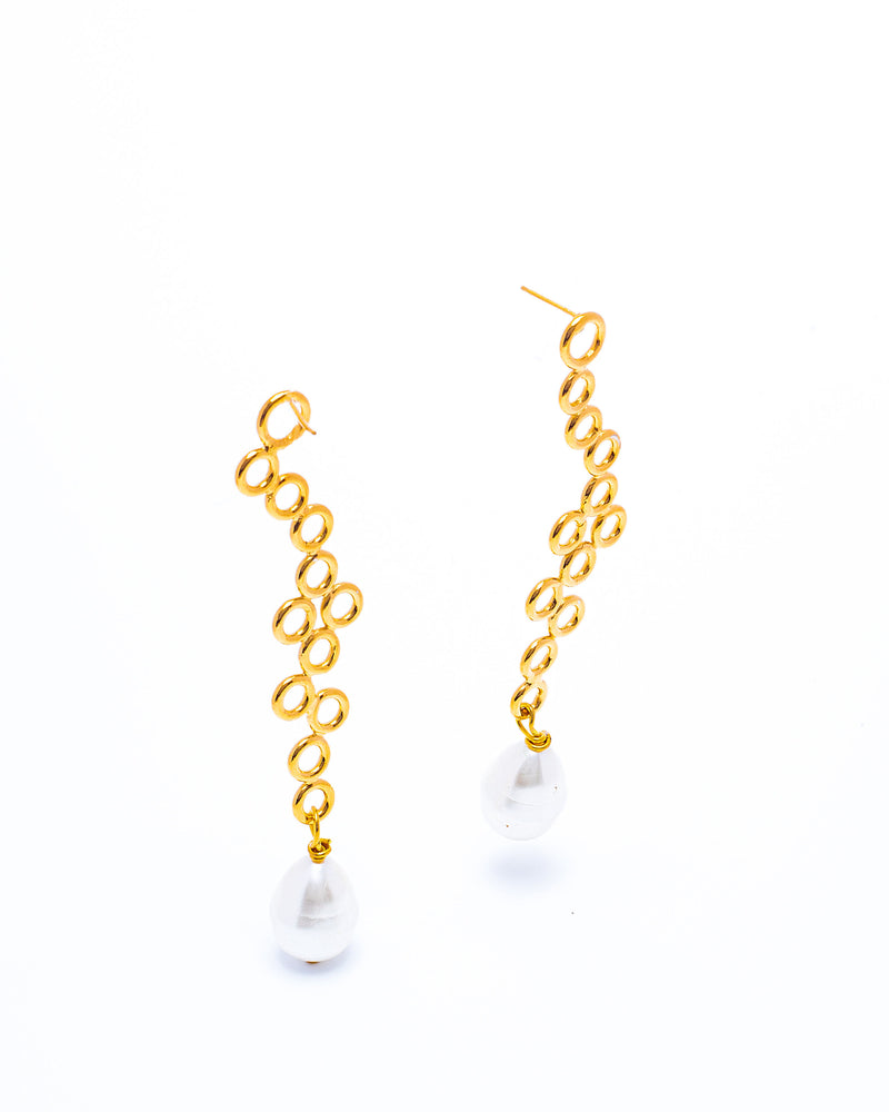 Di Kan Drop Earrings
